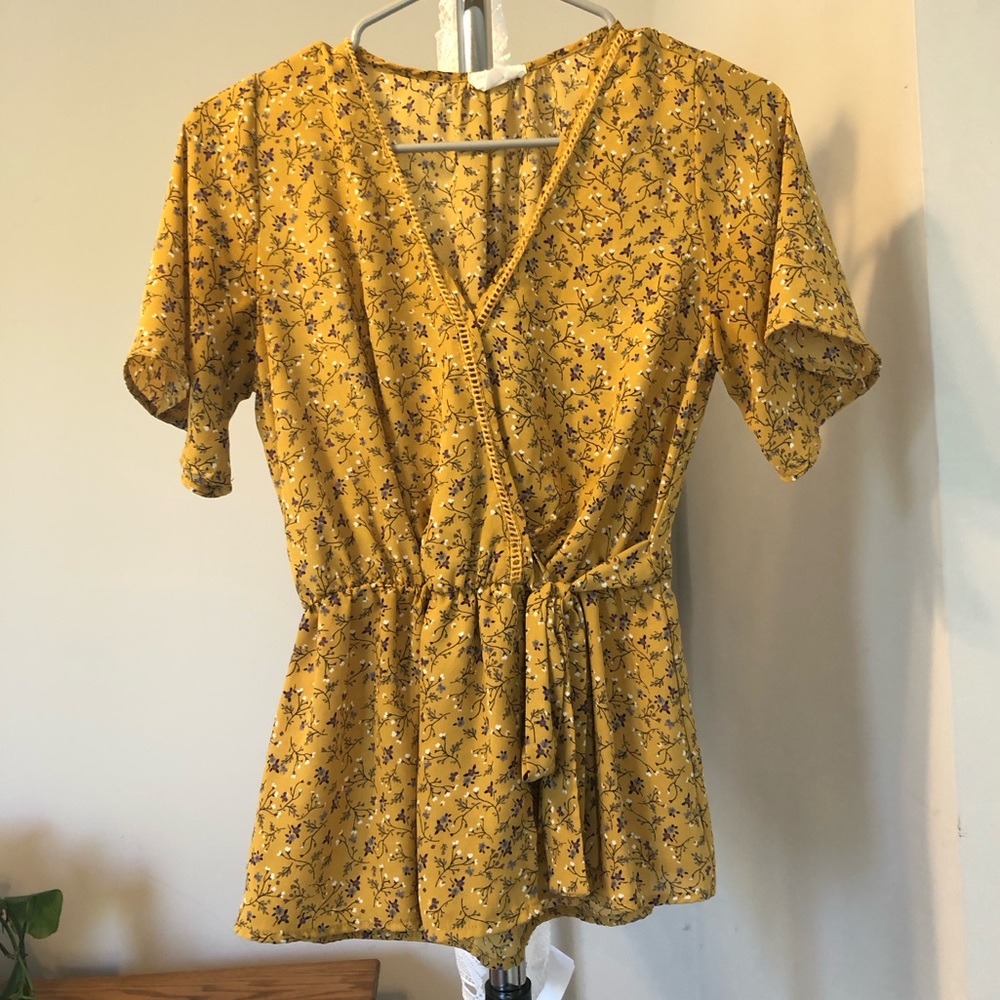 Yellow Floral Tie-Front Faux Wrap Blouse - Sienna Sky size S